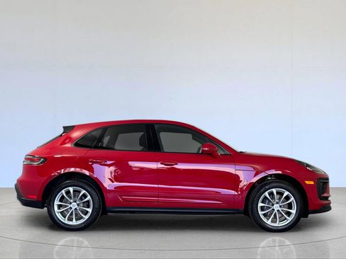 New 2026 Porsche Macan image 9