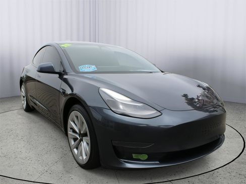 Used 2022 Tesla Model 3 Long Range AWD/4WD image 1