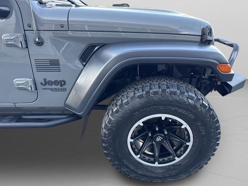 Used 2019 Jeep Wrangler Sport image 33