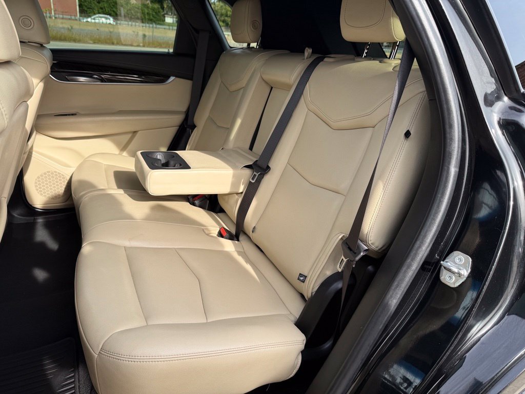 Used 2019 Cadillac XT5 AWD image 21