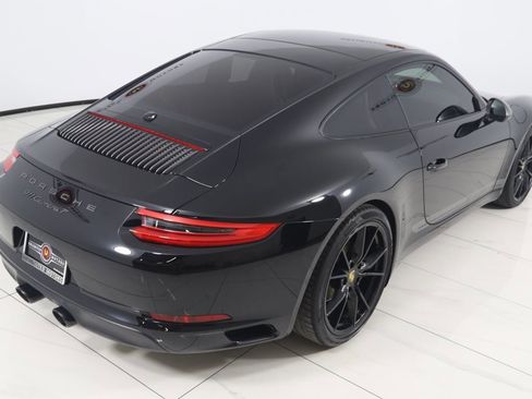 Used 2019 Porsche 911 Carrera T w/ Carrera T Interior Package image 67