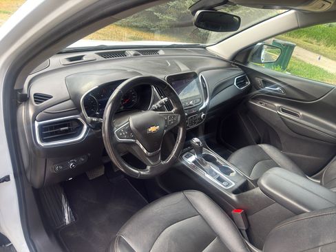 Used 2020 Chevrolet Equinox Premier AWD/4WD image 17