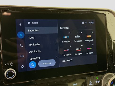 Used 2023 Toyota Highlander LE image 21