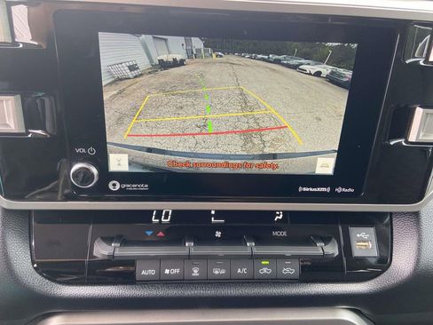 Used 2024 Toyota Tundra SR5 w/ SR5 Convenience Package AWD/4WD image 24