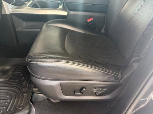 Used 2018 RAM 2500 Laramie AWD/4WD image 16