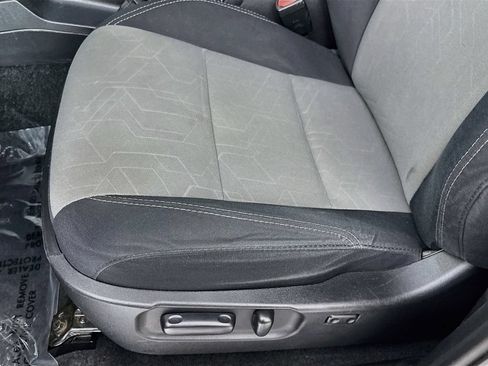 Used 2021 Toyota Tacoma TRD Sport AWD/4WD image 19