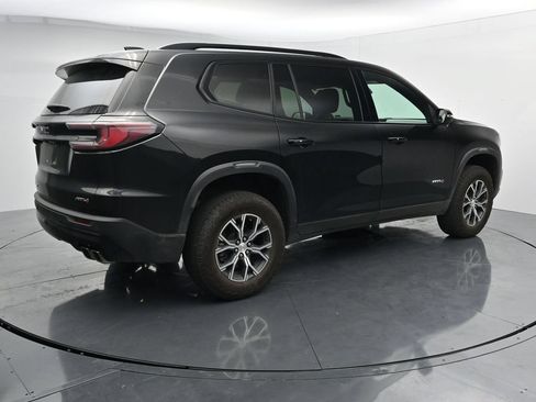 Used 2024 GMC Acadia AT4 w/ Luxury Package AWD/4WD image 8