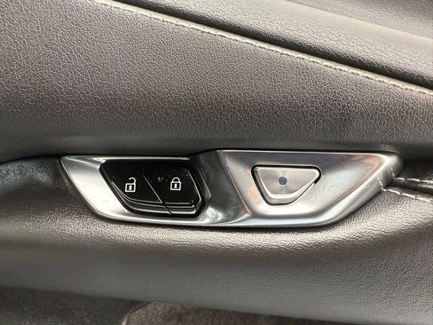 Used 2021 Chevrolet Corvette Stingray Preferred Conv w/ Z51 Performance Package image 18