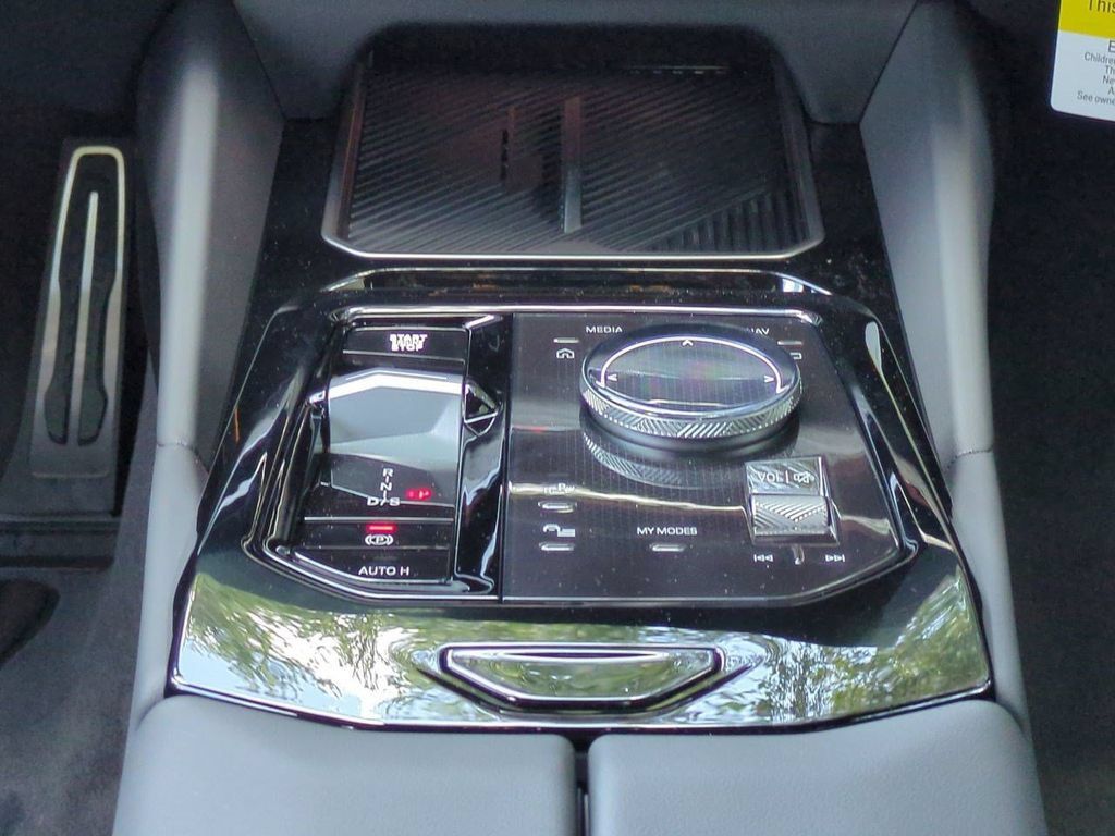New 2027 BMW 530i w/ M Sport Package RWD image 19