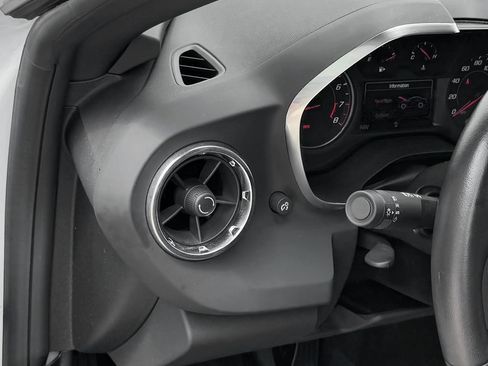 Used 2021 Chevrolet Camaro LT w/ Redline Edition RWD image 13