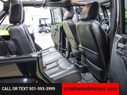 Used 2017 Jeep Wrangler Unlimited Sahara image 16