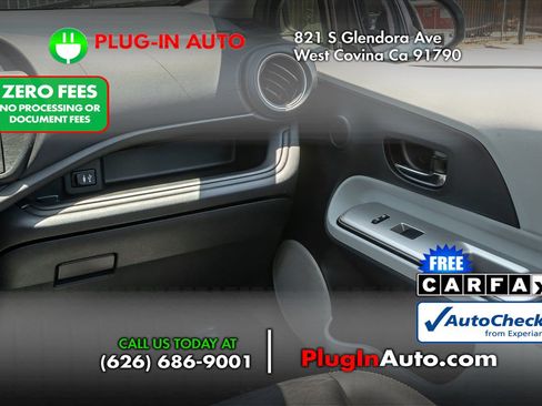 Used 2012 Toyota Prius C Four FWD image 15