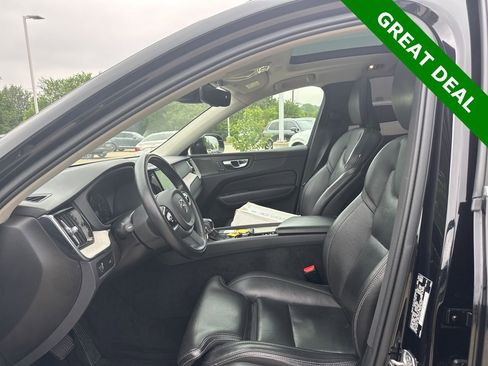 Used 2021 Volvo XC60 T5 Inscription FWD image 18