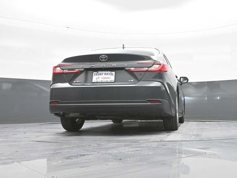 Used 2025 Toyota Camry LE w/ Convenience Package image 36