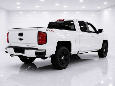 Used 2019 Chevrolet Silverado 1500 LT w/ All Star Edition AWD/4WD image 5
