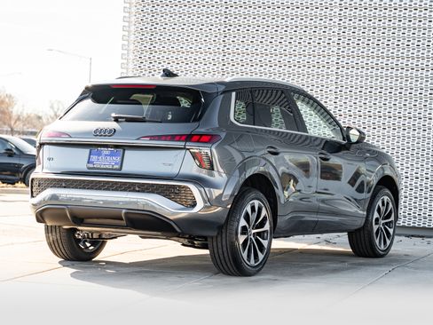 New 2026 Audi Q3 quattro 2.0T image 4