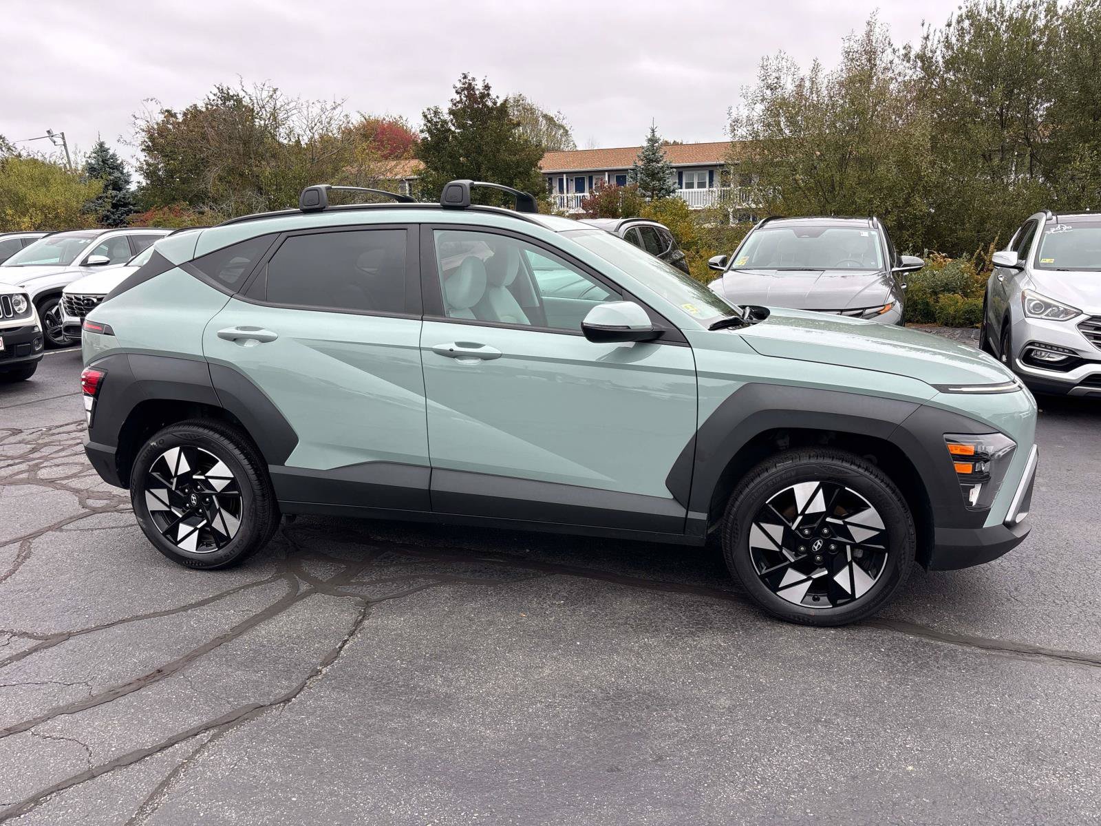 Certified 2024 Hyundai Kona SEL AWD/4WD image 7