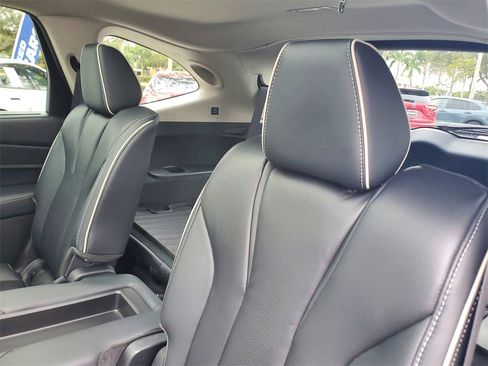 Used 2023 Acura MDX Advance image 12