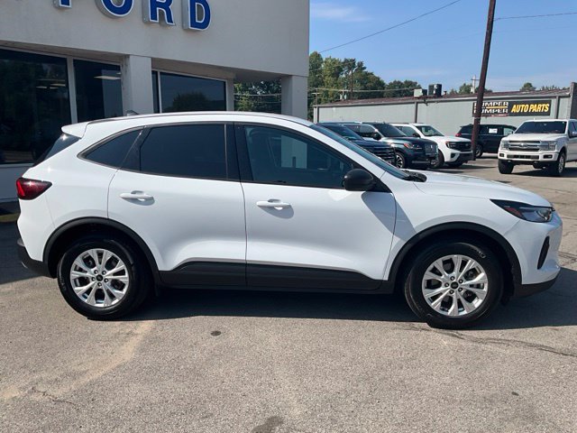 Used 2025 Ford Escape Active FWD image 2