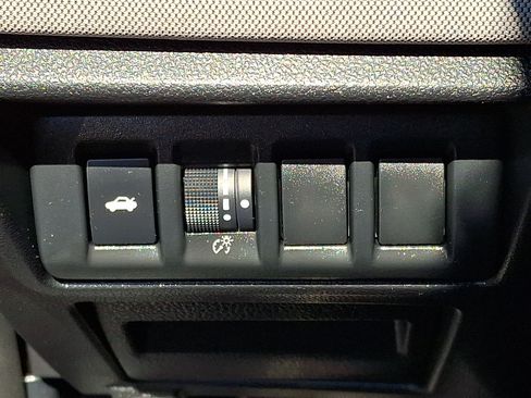 Certified 2025 Subaru Legacy Premium AWD/4WD image 27