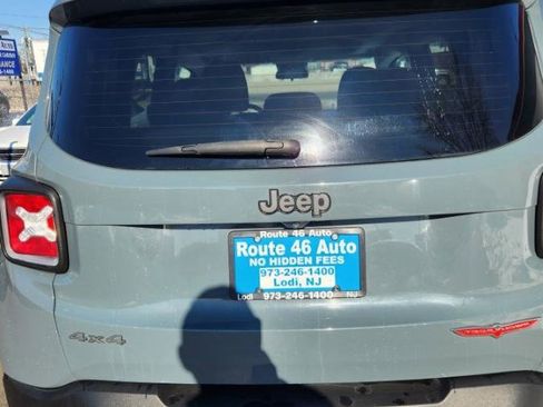 Used 2016 Jeep Renegade Trailhawk image 5