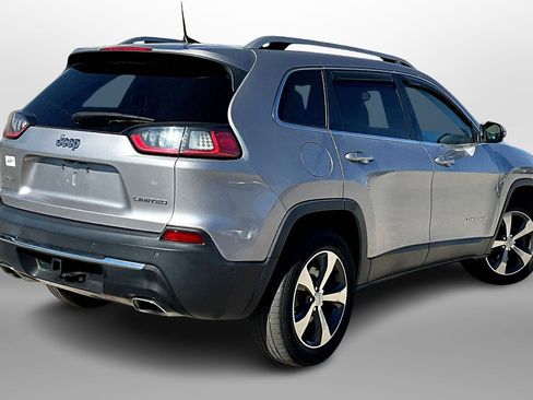 Used 2019 Jeep Cherokee Limited w/ Luxury Group image 11