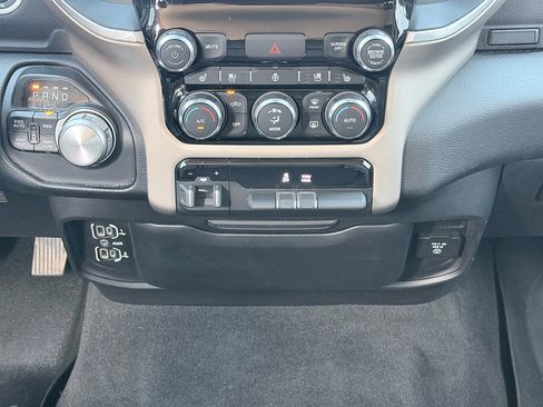 Used 2021 RAM 1500 Laramie AWD/4WD image 21