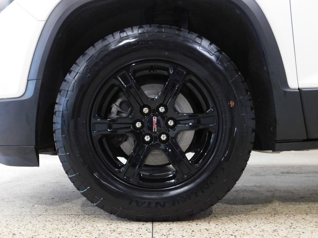 Used 2021 GMC Acadia AT4 AWD/4WD image 17