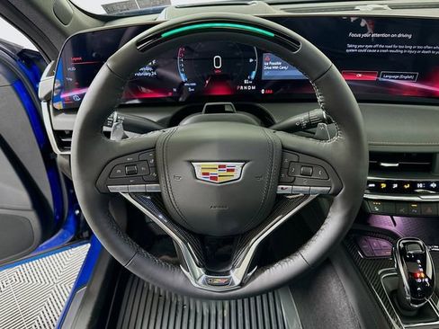 New 2026 Cadillac CT5 V image 7