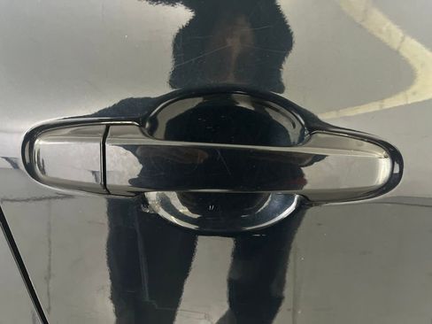 Used 2017 Toyota Camry SE image 48