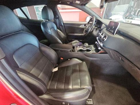 Used 2021 Kia Stinger GT2 RWD image 9
