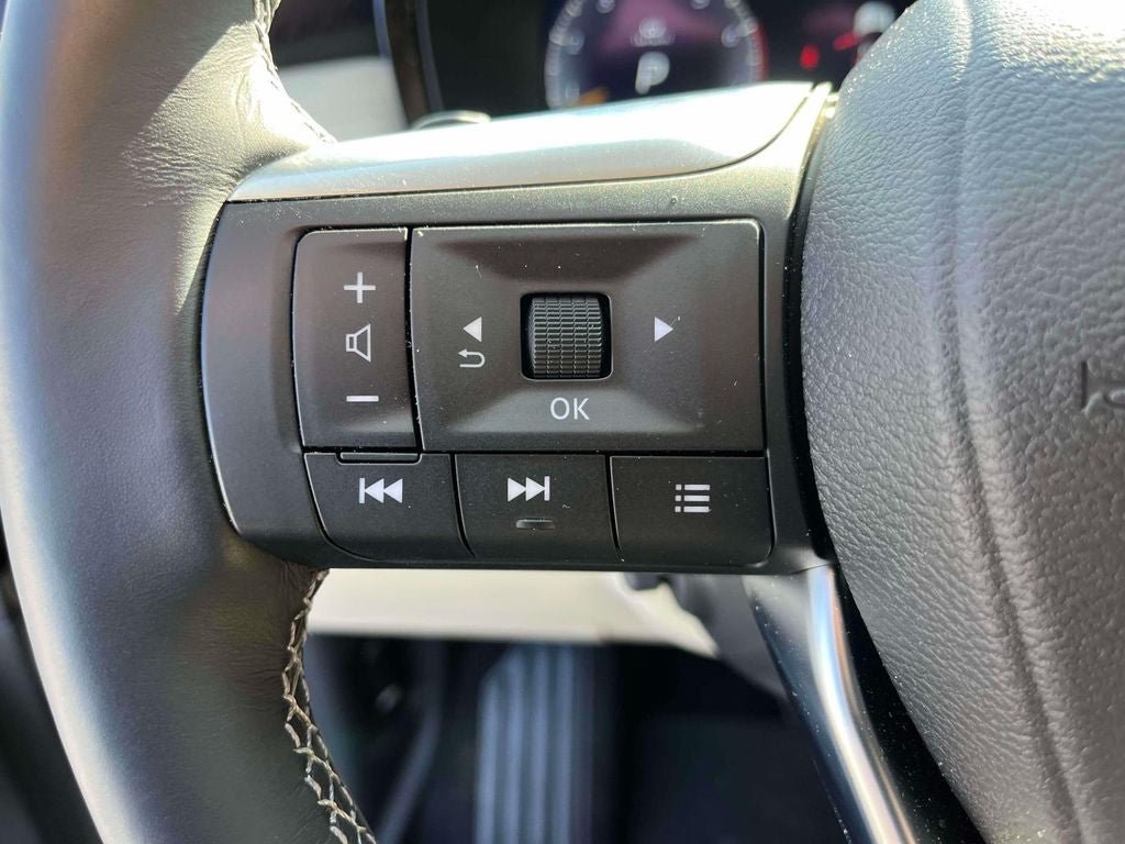 Used 2025 INFINITI QX60 Sensory w/ Vision Package AWD/4WD image 31
