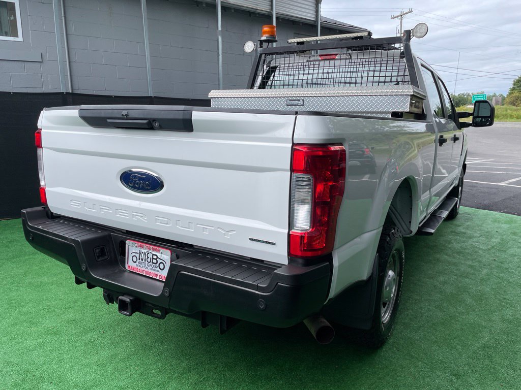 Used 2017 Ford F250 XL AWD/4WD image 3