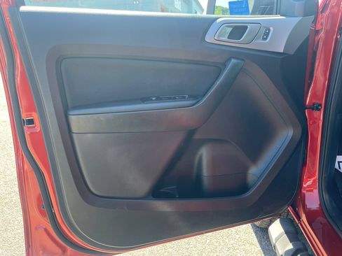 Used 2019 Ford Ranger XLT w/ Equipment Group 302A Luxury AWD/4WD image 11