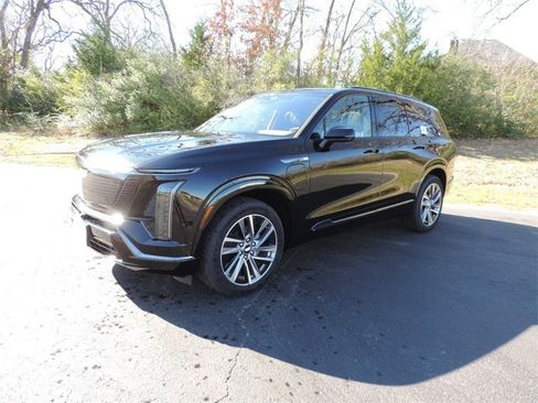 New 2026 Cadillac Vistiq Sport image 1