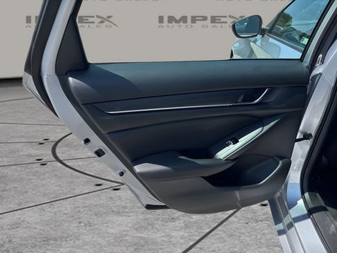 Used 2022 Honda Accord Sport image 25