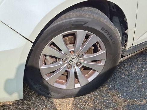 Used 2016 Honda Odyssey SE image 7