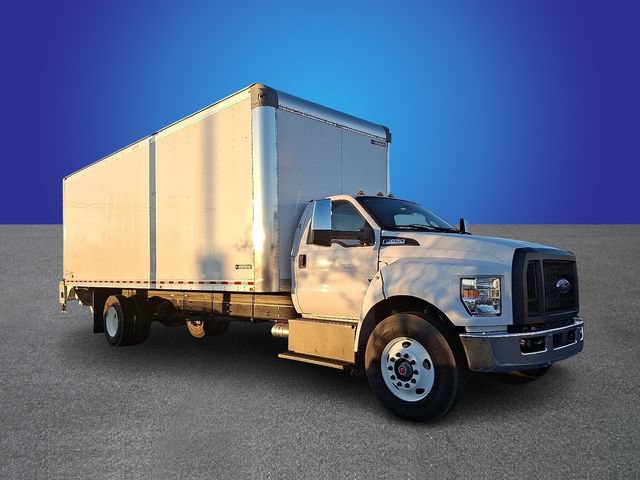 Used 2023 Ford F650 2WD Regular Cab Super Duty image 3