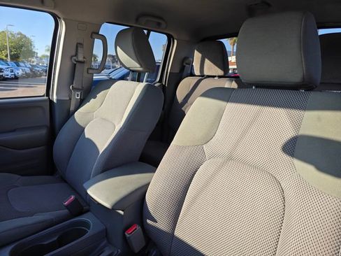Used 2020 Nissan Frontier SV RWD image 14