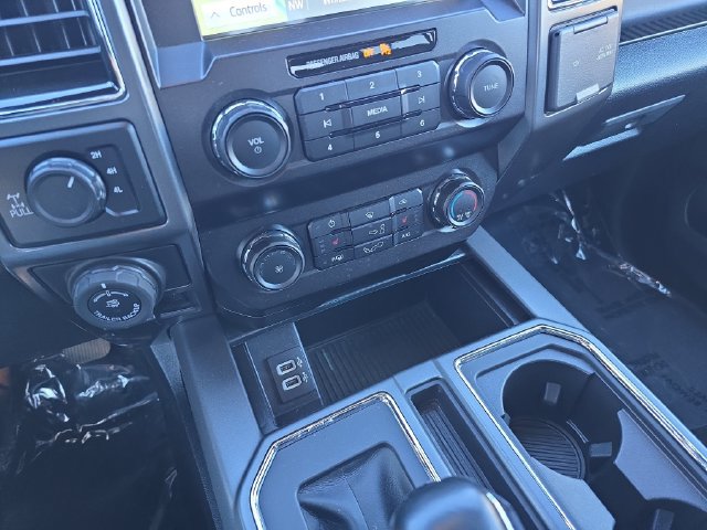 Used 2020 Ford F150 XLT w/ Equipment Group 302A Luxury AWD/4WD image 26