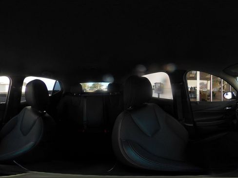 Used 2025 Buick Encore GX Preferred image 42