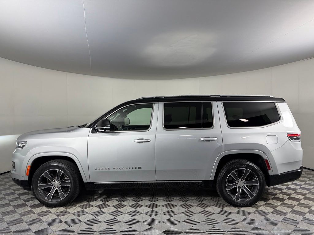Certified 2023 Jeep Grand Wagoneer 4WD w/ Flexible Seating Group image 10