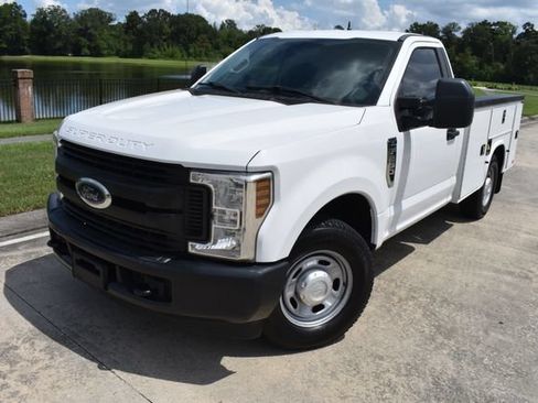 Used 2019 Ford F250 XL RWD image 2