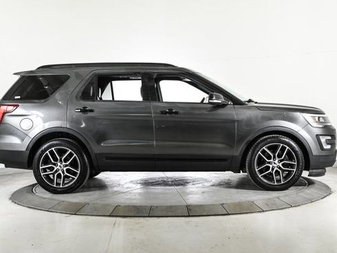 Used 2016 Ford Explorer Sport w/ Equipment Group 401A image 4