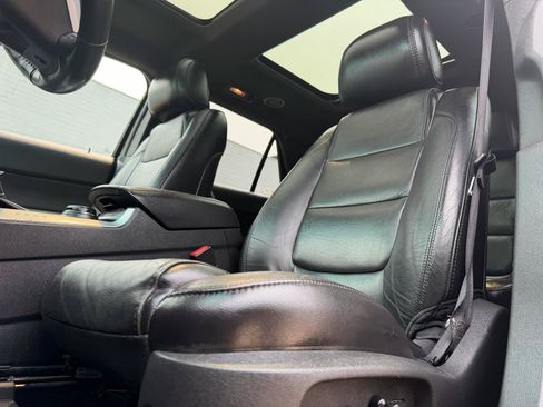 Used 2012 Ford Explorer XLT AWD/4WD image 12