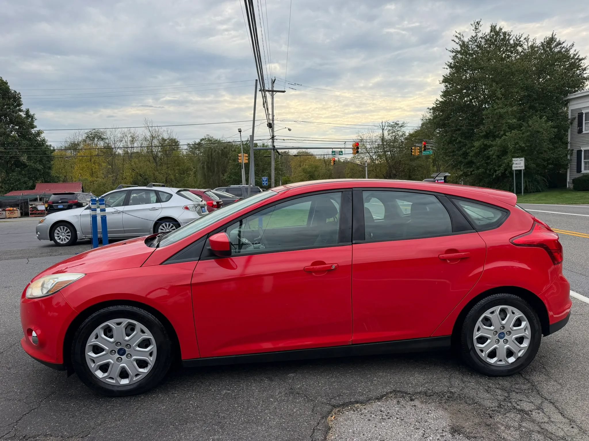 Used 2012 Ford Focus SE FWD image 8