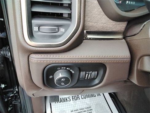 New 2025 RAM 2500 Limited image 27