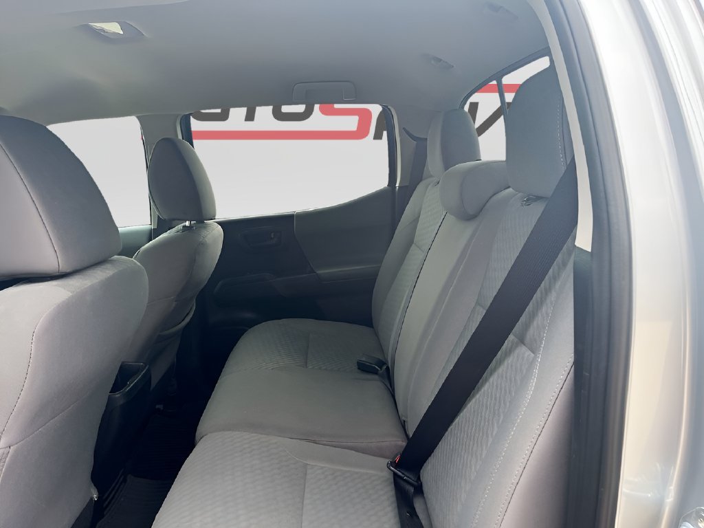 Used 2022 Toyota Tacoma SR AWD/4WD image 22