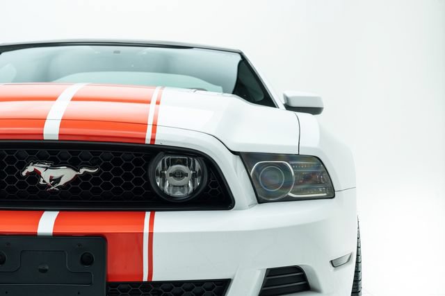 Used 2014 Ford Mustang GT Premium w/ Electronics Package RWD image 7