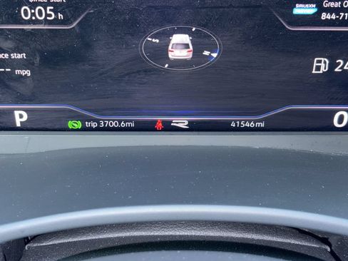 Used 2023 Volkswagen Atlas SEL Premium AWD/4WD image 11